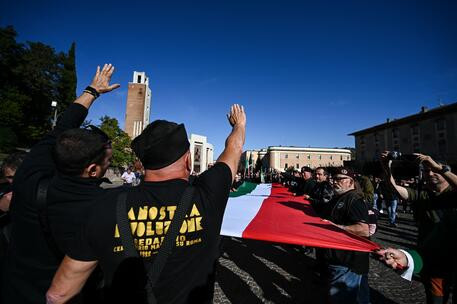 fascisti 25.jpg