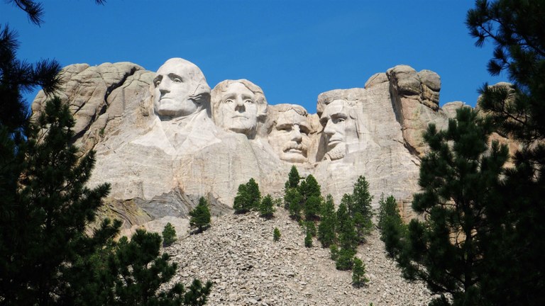 MountRushmore04.jpg